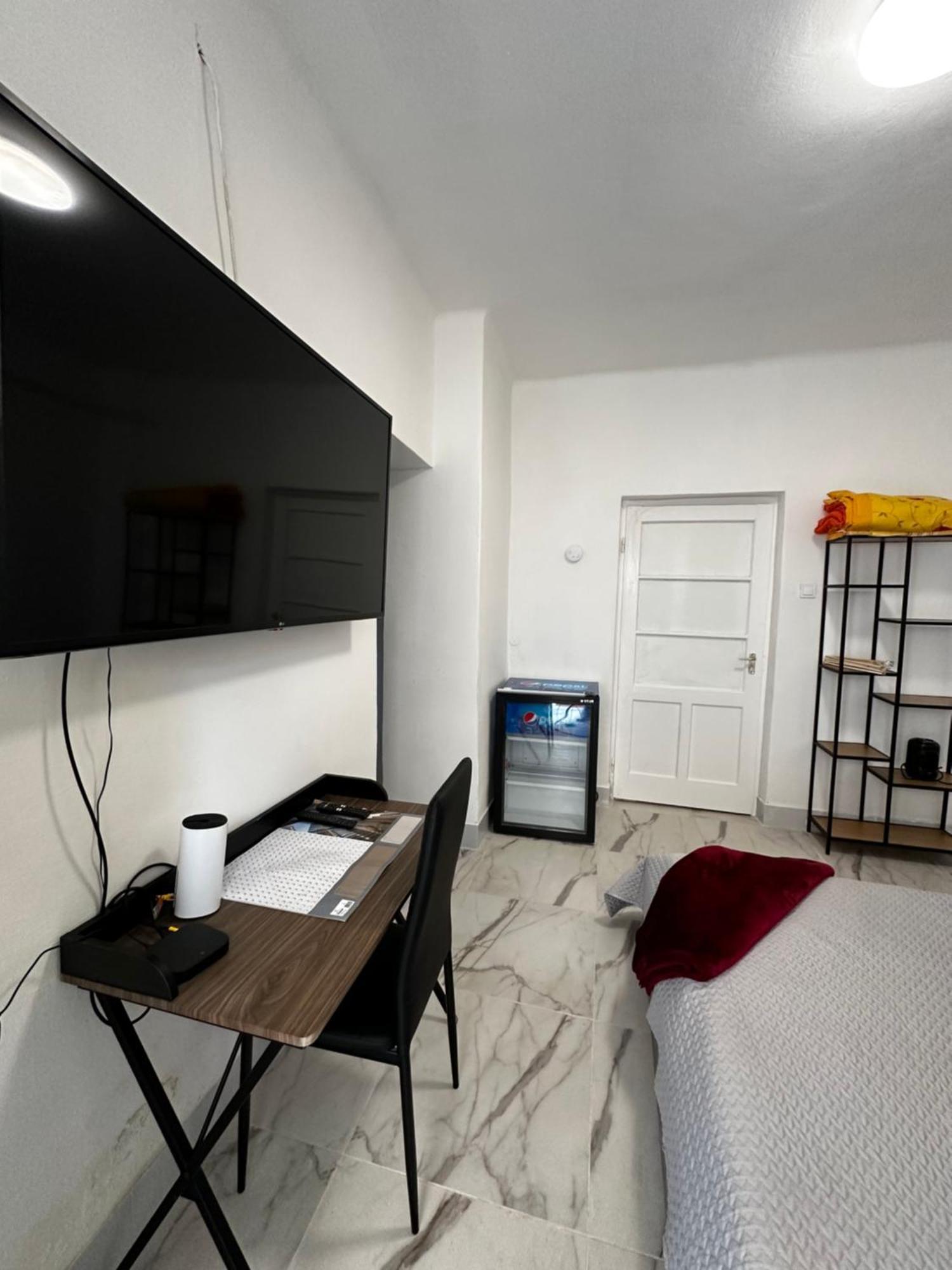 וסס Airport17 B&B מראה חיצוני תמונה