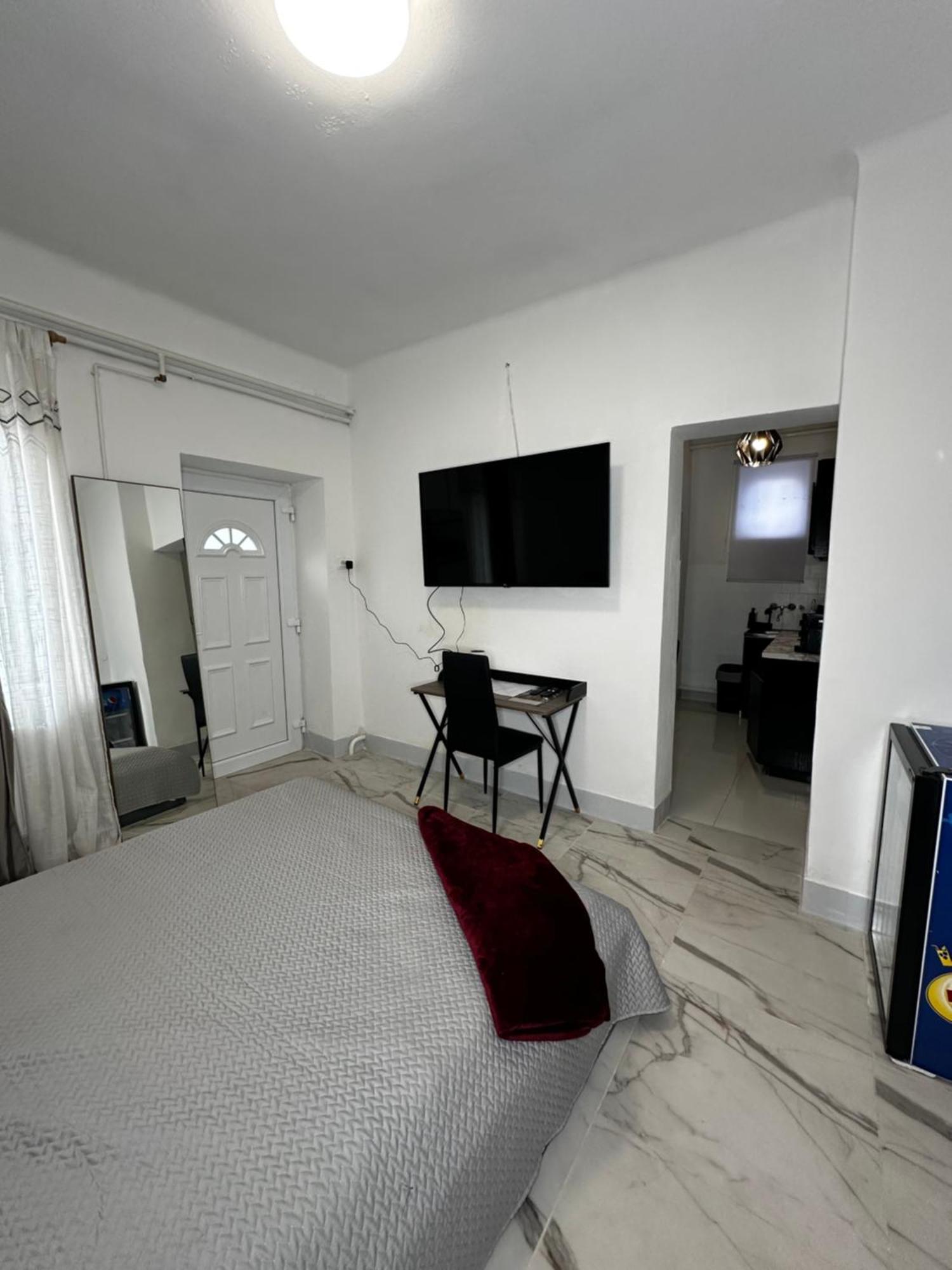 וסס Airport17 B&B מראה חיצוני תמונה