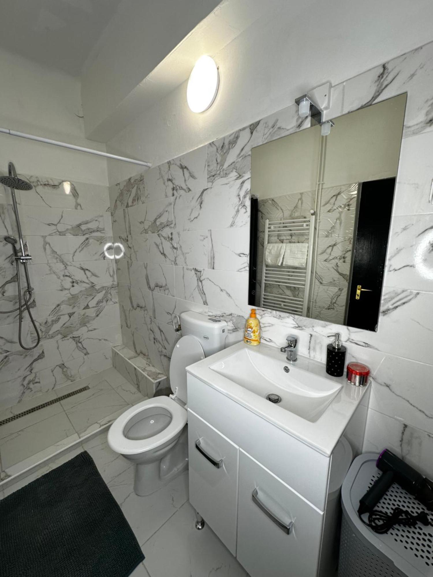 וסס Airport17 B&B מראה חיצוני תמונה